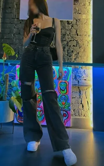 Alina, 28