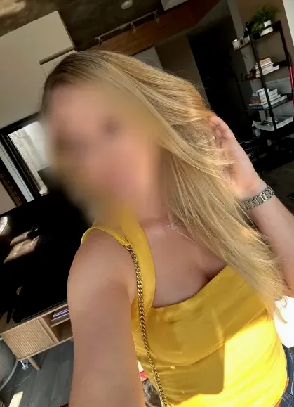 Ayse, 37