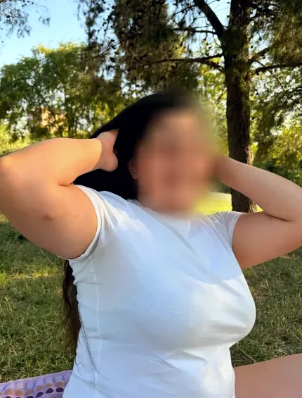 Celina, 23