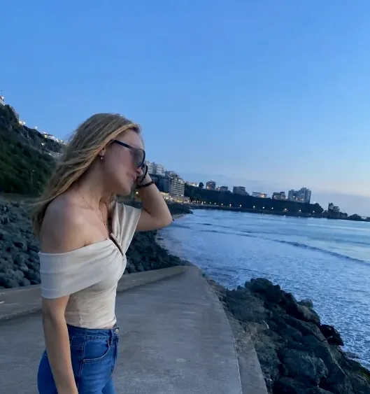 Frieda, 19