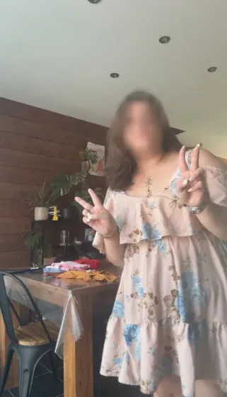 Hanna, 23