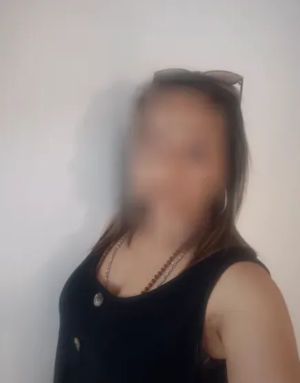 Jasmin, 38