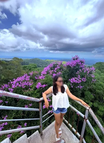Josephine, 32