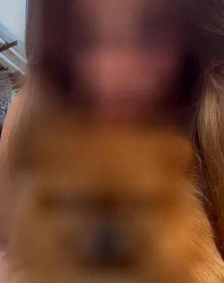 Julia, 40