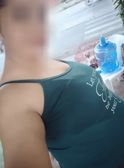 Katrin, 29