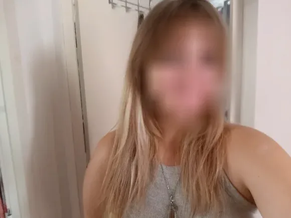 Marie, 20
