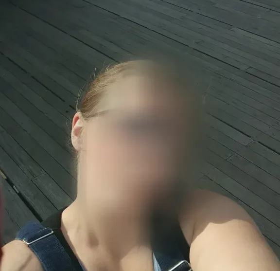 Nadine, 32