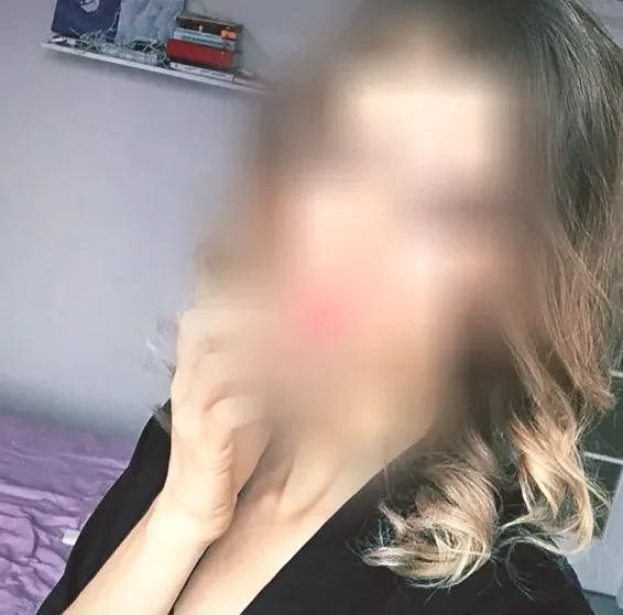 Özlem, 32