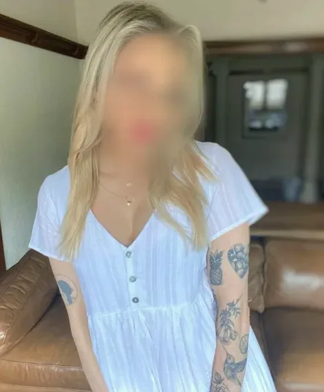 Sarah, 40