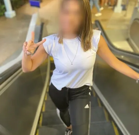 Sonja, 36