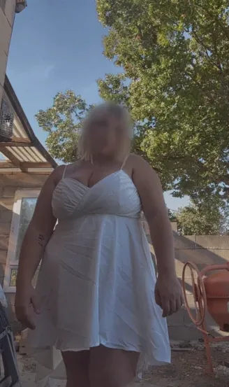 Sophia, 22