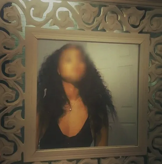 Yvonne, 30